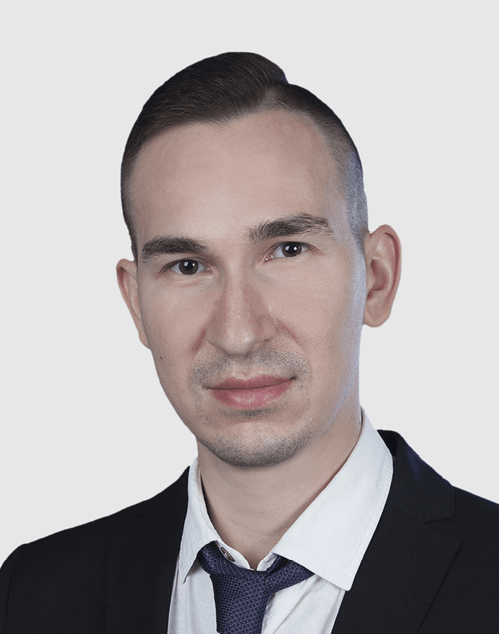 Андрей Макаров